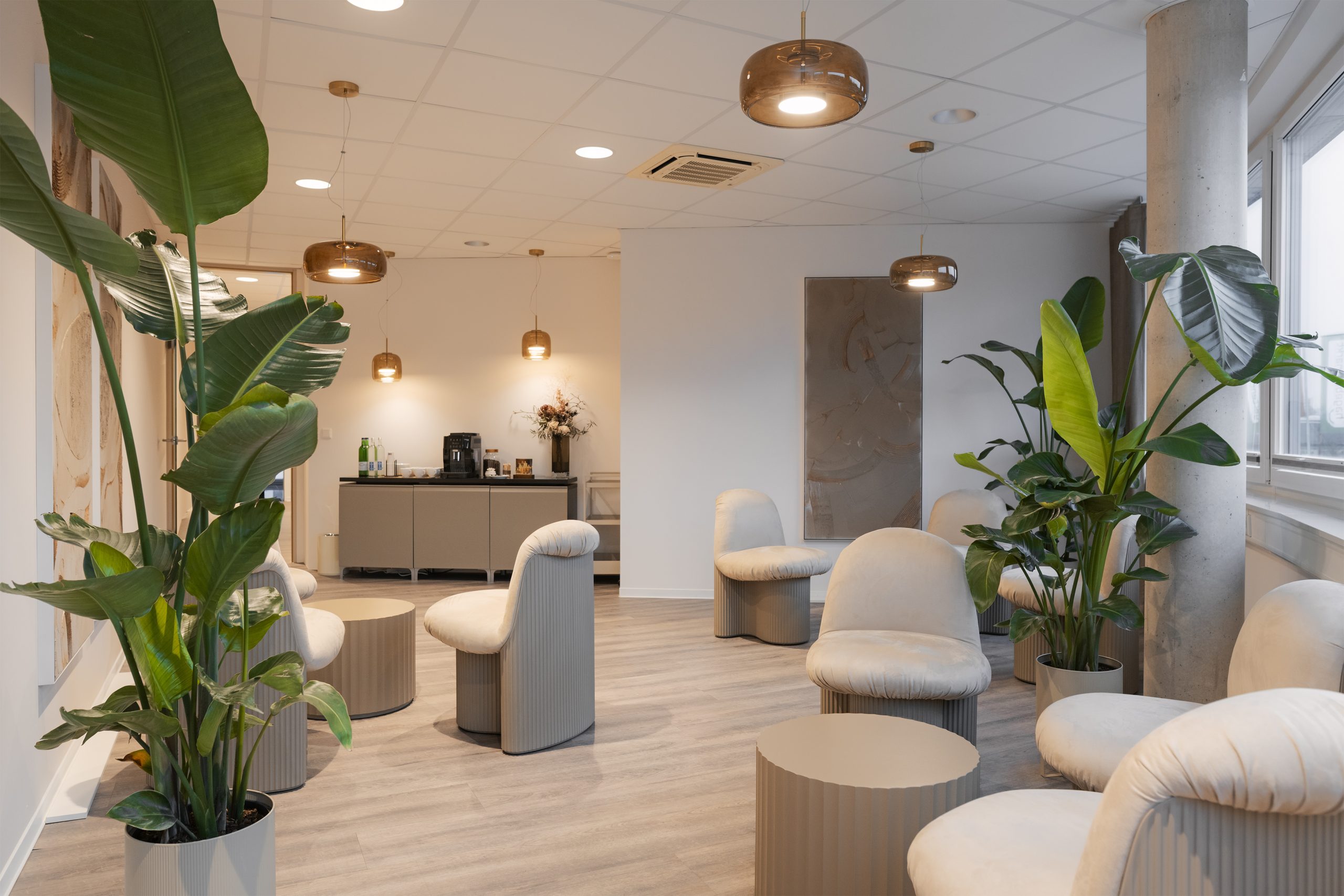 Wartezimmer, Dr. Peyman-Meyer, private Augenarztpraxis in Kaarst